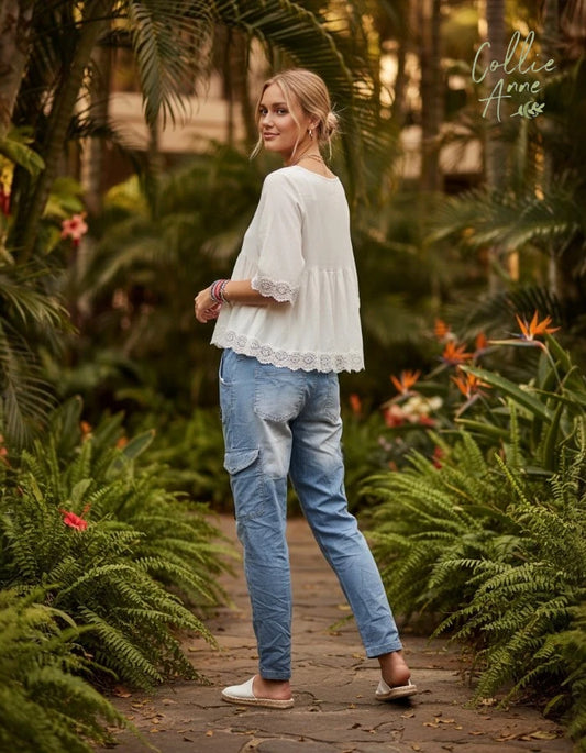 Light Denim-Look Cargo Pants that Sparkle