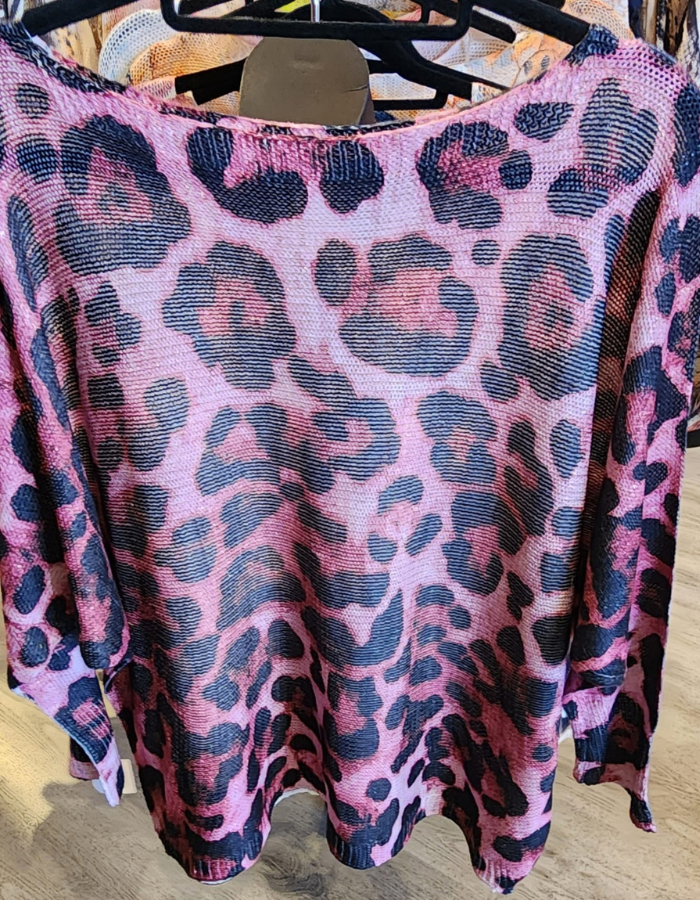 Light-weight Batwing Printed Knit - Pink Leopard Print