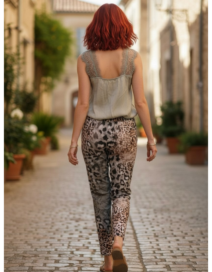Leopard Print Stretch Moss Pants