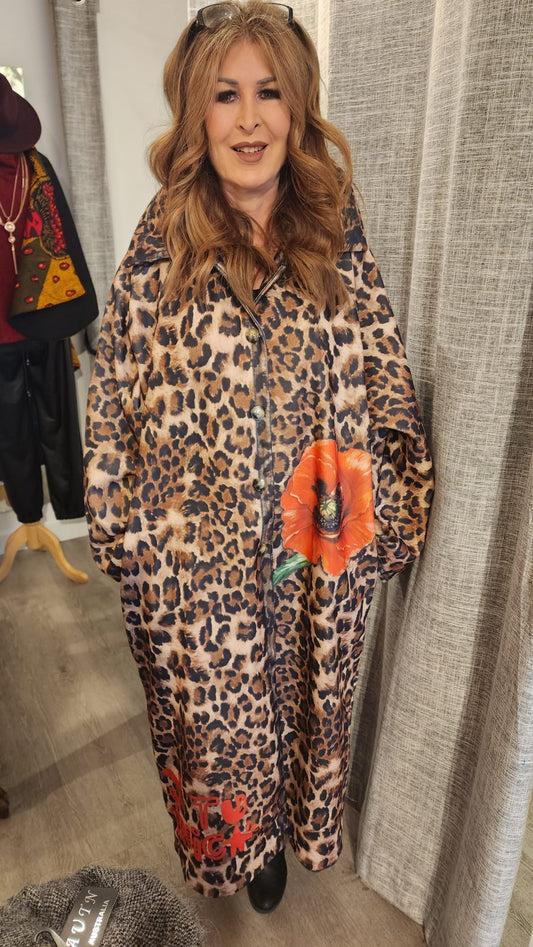 Long Animal Print "La Vida es Una" Poppy Coat