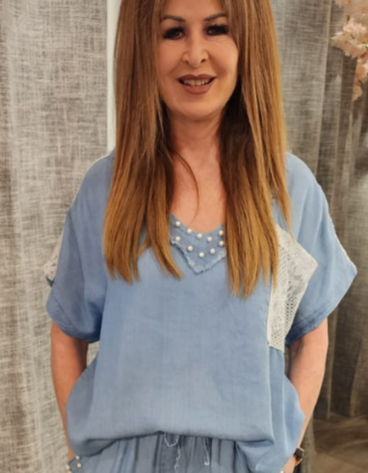 Pearl V-Neck Collar & Lace Pocket Top