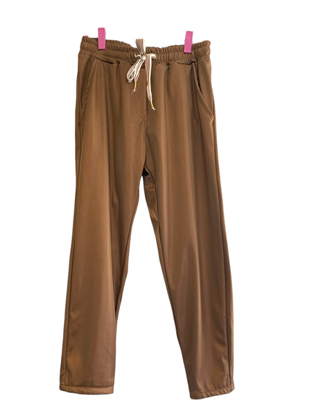 Italian Faux Leather Pants with Side Pockets /Chocolate